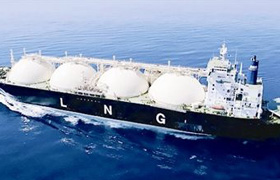 浪琴心月系列，以色彩演