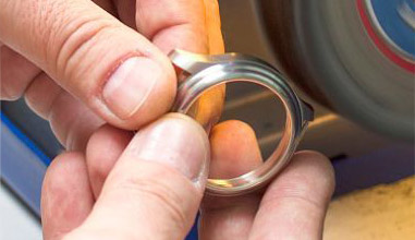 廣州浪琴維修服務(wù)中心在