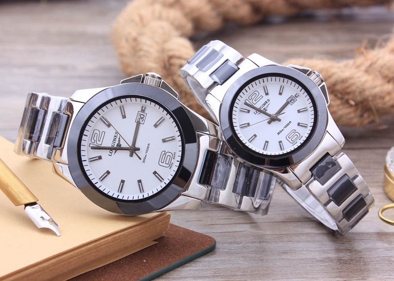 <b>廣州浪琴維修中心-皮質(zhì)表帶保養(yǎng)的方法</b>